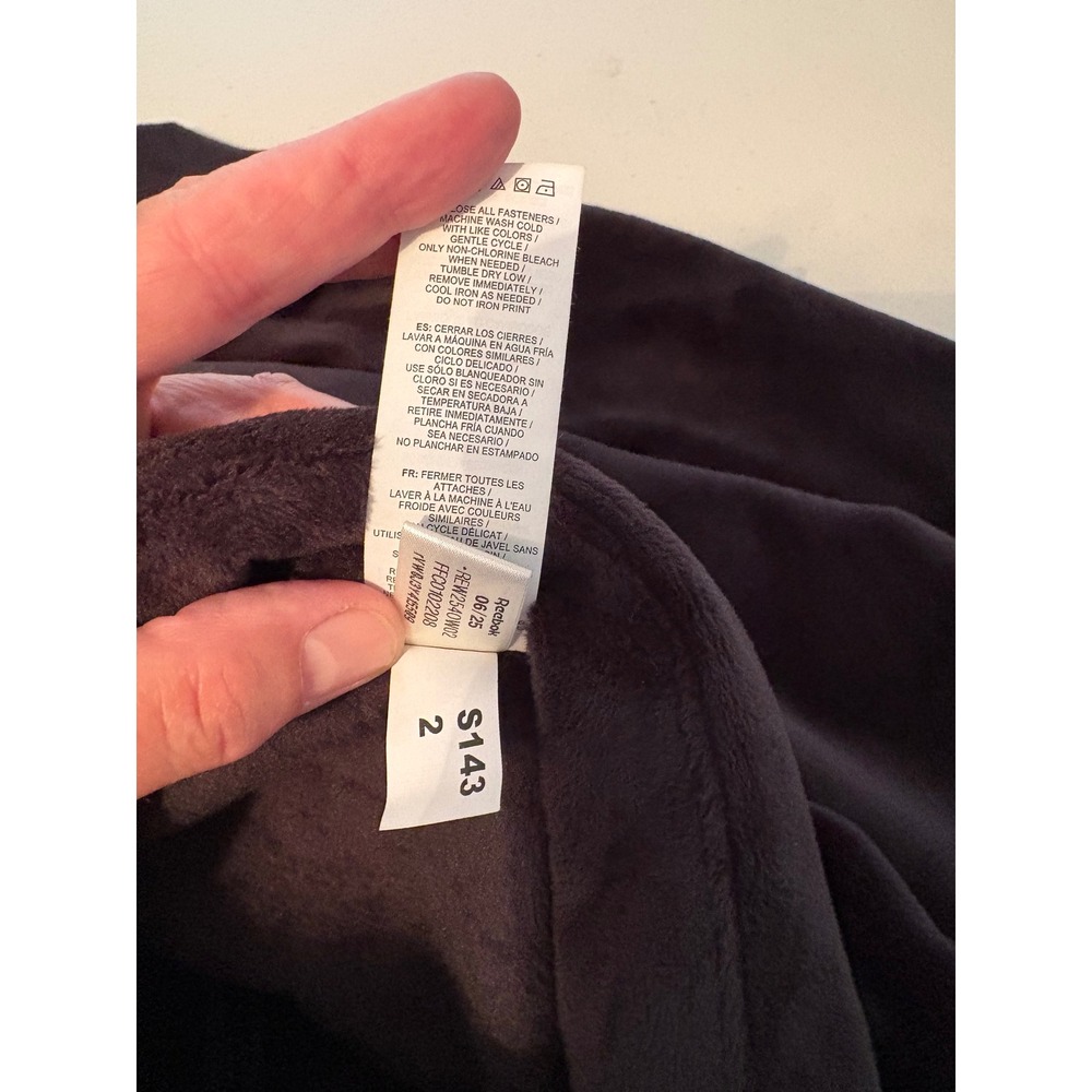 Reebok Luxe Fur Jacket Womens Medium Black Full Zip Velour Relaxed REW254OW02003 - Picture 8 of 8